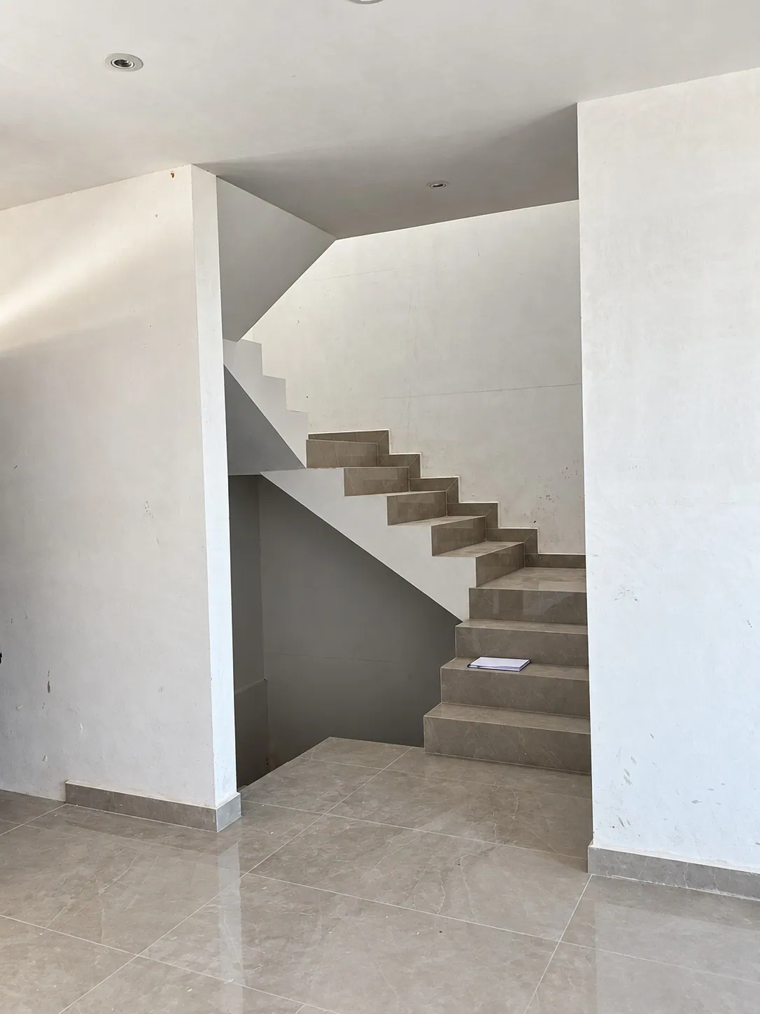Escalera interior de Casa Solana
